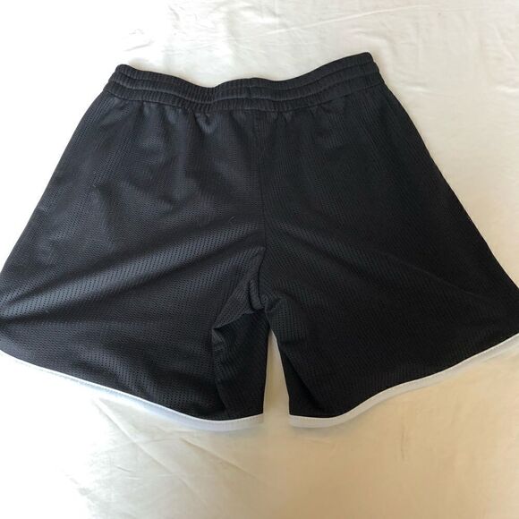 Danskin Shorts black with white stripe draw string Small(4-6) - Picture 2 of 5